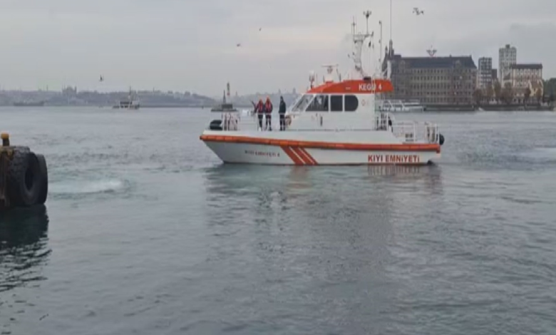 İstanbul Kadıköy Rıhtım İskelesi yakınlarında sabah saatlerinde yürek burkan bir olay yaşandı.
