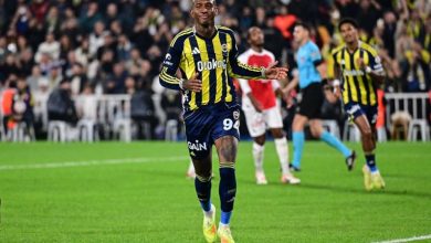 Fenerbahçe, Trendyol Süper Lig’de sonuncu Fatih Karagümrük karşısında çok üstün bir oyunla galip gelerek puanını 19’a yükseltti