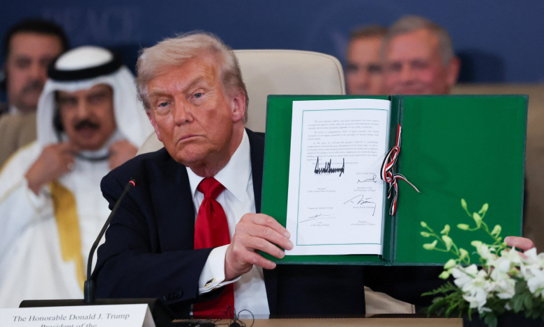 ABD Başkanı Donald Trump, Gazze’de yürürlüğe giren ateşkes anlaşmasının ardından Mısır’ın Şarm el-Şeyh kentinde düzenlenen Barış Zirvesi’nde konuştu.