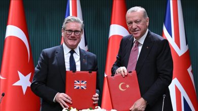 Görüşmede savunma, ekonomi ve bölgesel konular masaya yatırılırken, iki ülke arasında 44 adet Eurofighter Typhoon için anlaşma sağlandı.