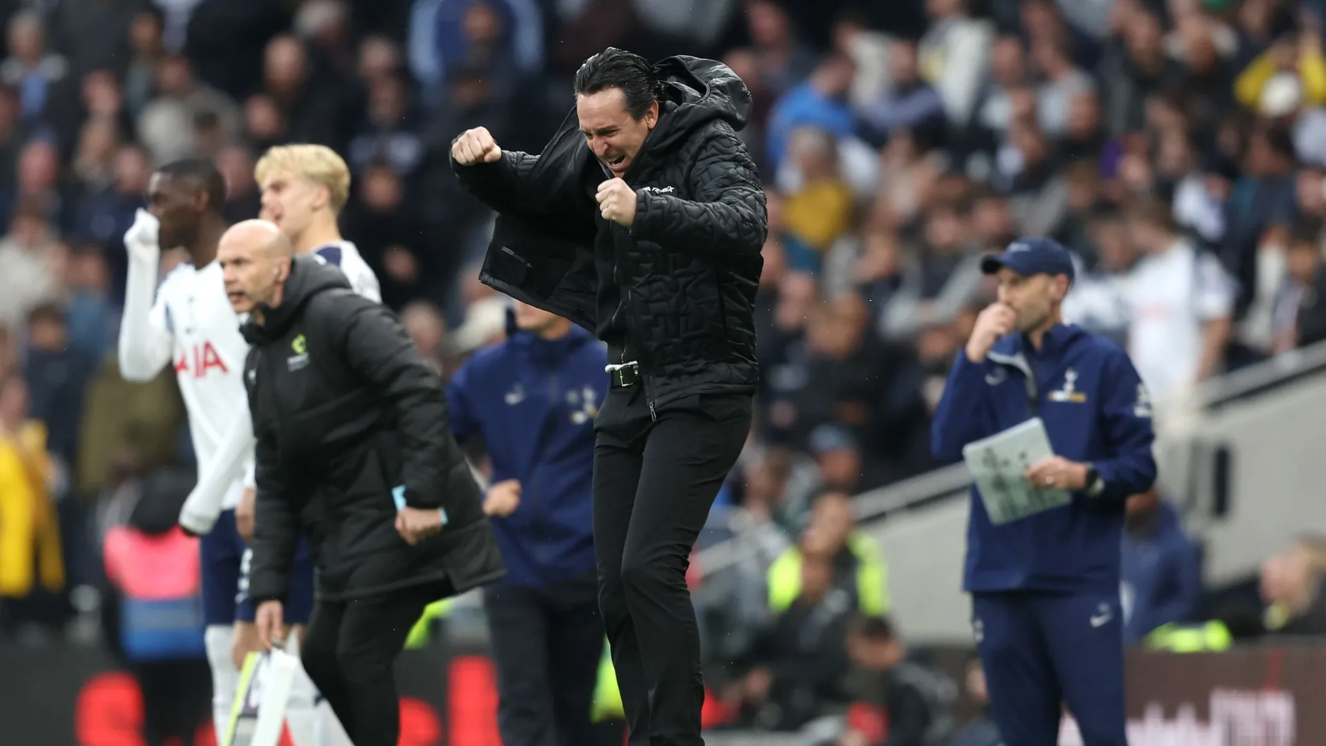 Fenerbahçe’nin UEFA Avrupa Ligi’ndeki rakiplerinden Aston Villa, Tottenham deplasmanında kazanarak galibiyet serisini 3 maça yükseltti