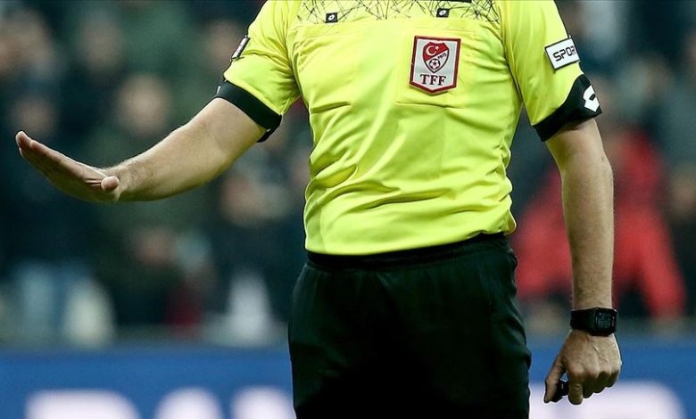 İstanbul Cumhuriyet Başsavcılığı’nın yasa dışı bahis soruşturması kapsamında 12 ilde yapılan operasyonlarda 18 kişi gözaltına alındı.