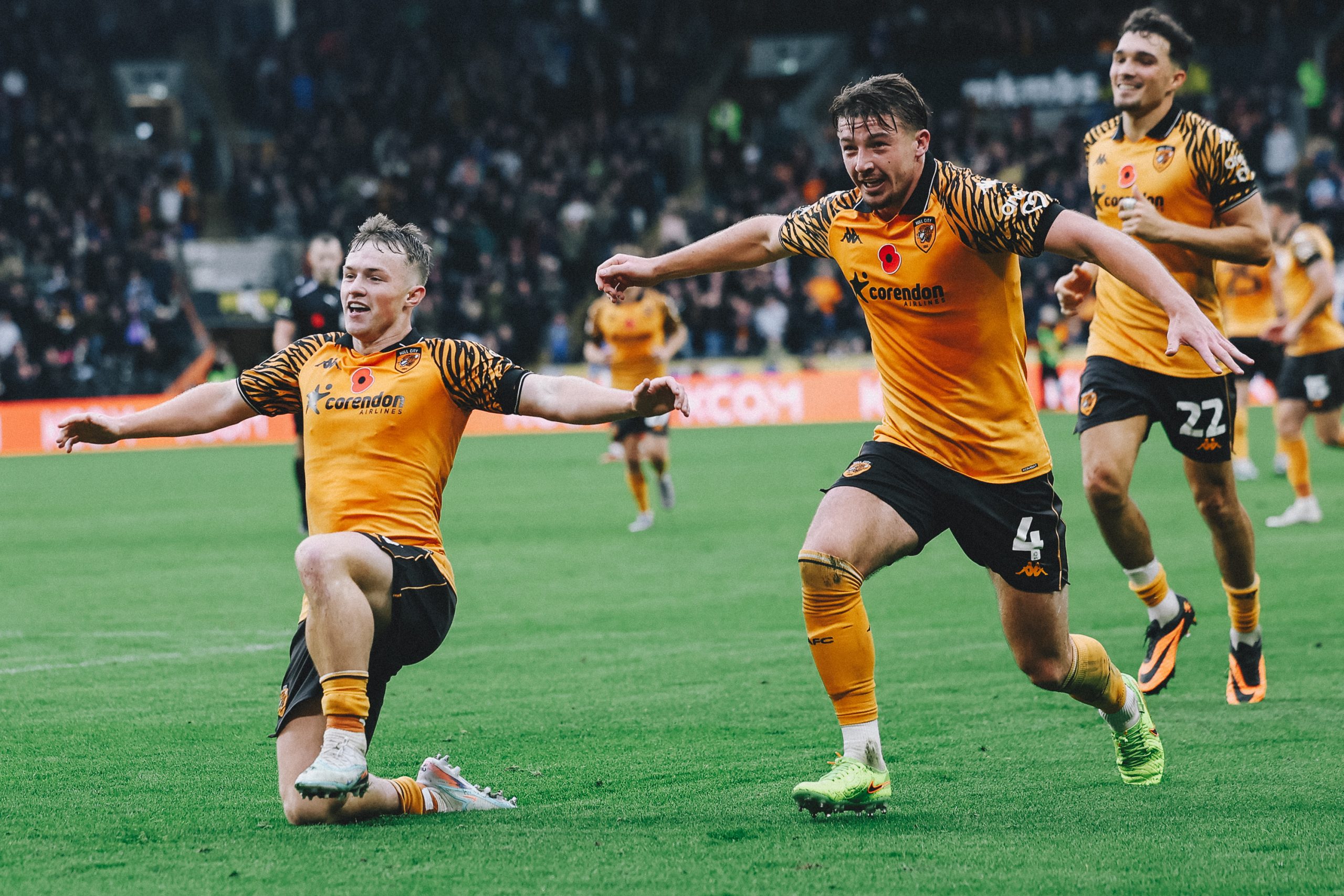 İngiltere Championship Ligi’nde Acun Ilıcalı’nın sahibi olduğu Hull City, Portsmouth’u 3-2 yenerek zirve yarışında yer almayı sürdürdü