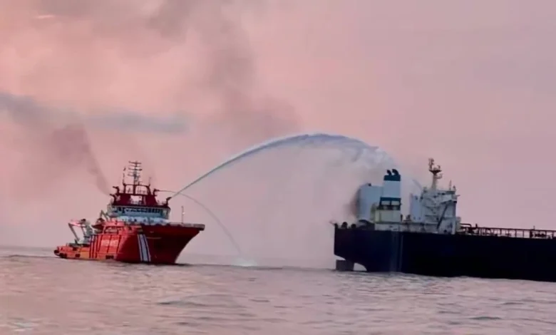 Ukrayna güvenlik kaynakları, Rusya’nın yaptırımları aşmak için kullandığı iki tankerin Karadeniz’de İHA saldırısıyla devre dışı bırakıldığını bildirdi.