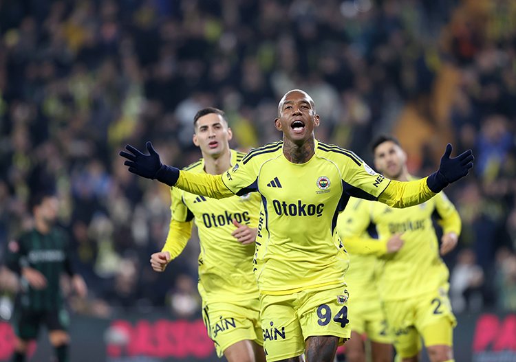 Fenerbahçe, Trendyol Süper Lig’in 16. haftasında konuk ettiği TÜMOSAN Konyaspor’u 4 golle geçerek zirve yarışında kritik bir galibiyet aldı.