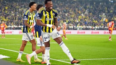 Süper Lig’in 14. Haftasında Fenerbahçe son dakikalarda bulduğu golle Galatasaray derbisinden 1-1’lik skorla ayrıldı.