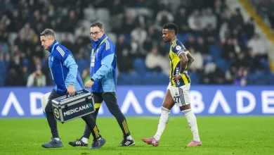 Başakşehir maçında sakatlanarak oyunu tamamlayamayan Nelson Semedo’nun yapılan tetkiklerinde sağ arka adalesinde kısmi yırtık tespit edildi.