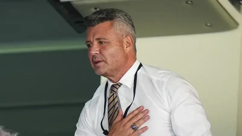 Sadettin Saran’ın Çanakkale’deki villasındaki aramada elde edilen THC bulgularının ardından, çiftlik görevlisi Hasan D. gözaltına alındı.