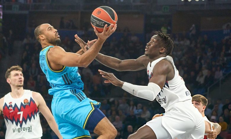 Fenerbahçe Beko, EuroLeague'de İspanyol temsilcisi Baskonia'ya deplasmanda kazanarak derbi öncesi moral buldu