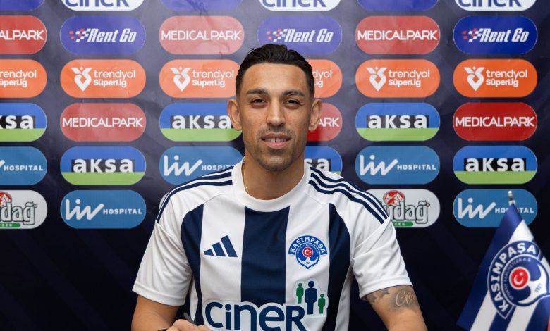 Fenerbahçe'nin deneyimli futbolcusu İrfan Can Kahveci, 6 aylığına kiralık olarak Kasımpaşa'ya transfer oldu