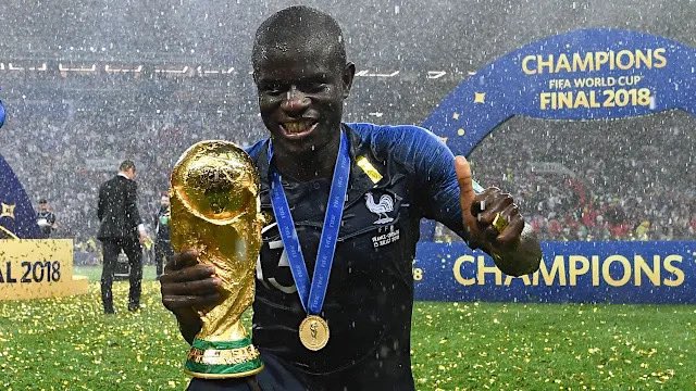 N'Golo Kante, Al-Ittihad yönetimine "Sezonun ikinci yarısında Fenerbahçe forması giymek istiyorum” dedi