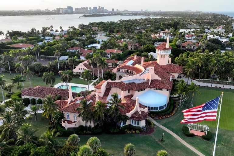 ABD Başkanı Donald Trump’a ait Florida’daki Mar-a-Lago malikanesinde güvenlik ihlali yaşandı.