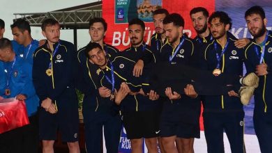 Büyükler Türkiye Kupası Kürek Yarışları’nda Fenerbahçe Spor Kulübü, hem kadınlar hem erkeklerde birinciliği elde etti.