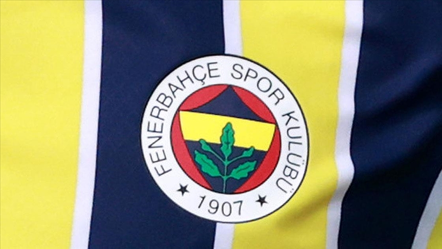 Fenerbahçe Kulübü, resmi internet sitesinden yaptığı açıklamada son haftalarda yaşanan hakem kararlarına sert tepki gösterdi.