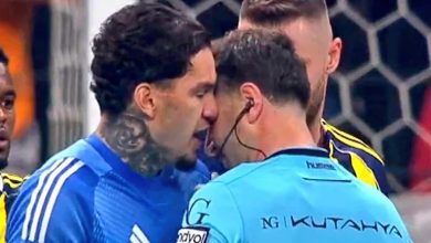 Galatasaray derbisinde Ederson’un ikinci sarı kartla oyun dışında kalması, maçın en çok tartışılan anlarından biri oldu.