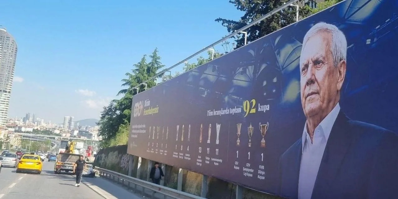 Fenerbahçe’de 6-7 Haziran’da yapılacak olağanüstü kongre öncesi başkan adaylığını açıklayan Aziz Yıldırım’ın X hesabının askıya alındığı ortaya çıktı.