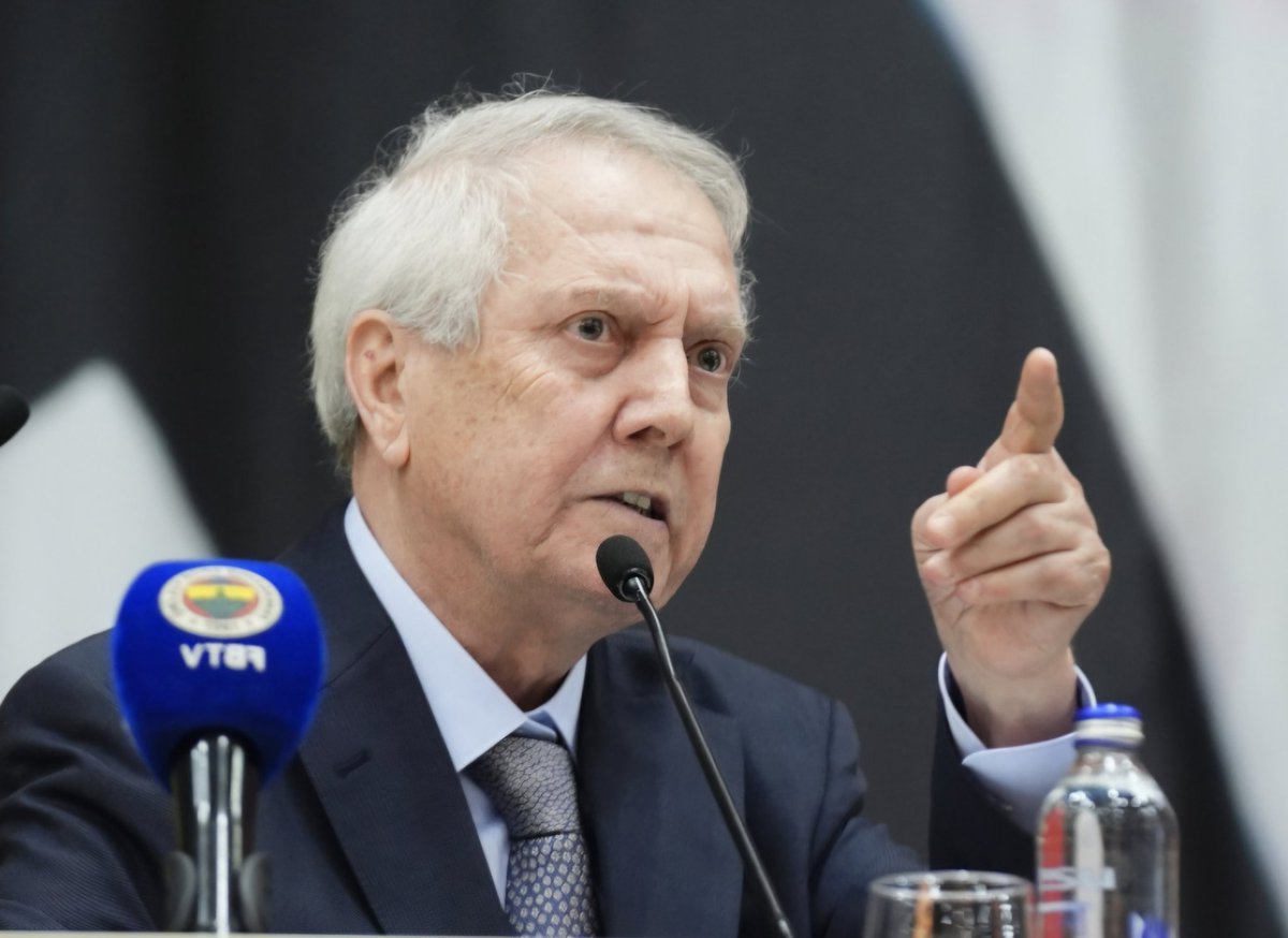 Fenerbahçe'de başkanlığa aday olan Aziz Yıldırım, Galatasaray'ın şike imalı açıklamasına karşı sert bir çıkış yaptı