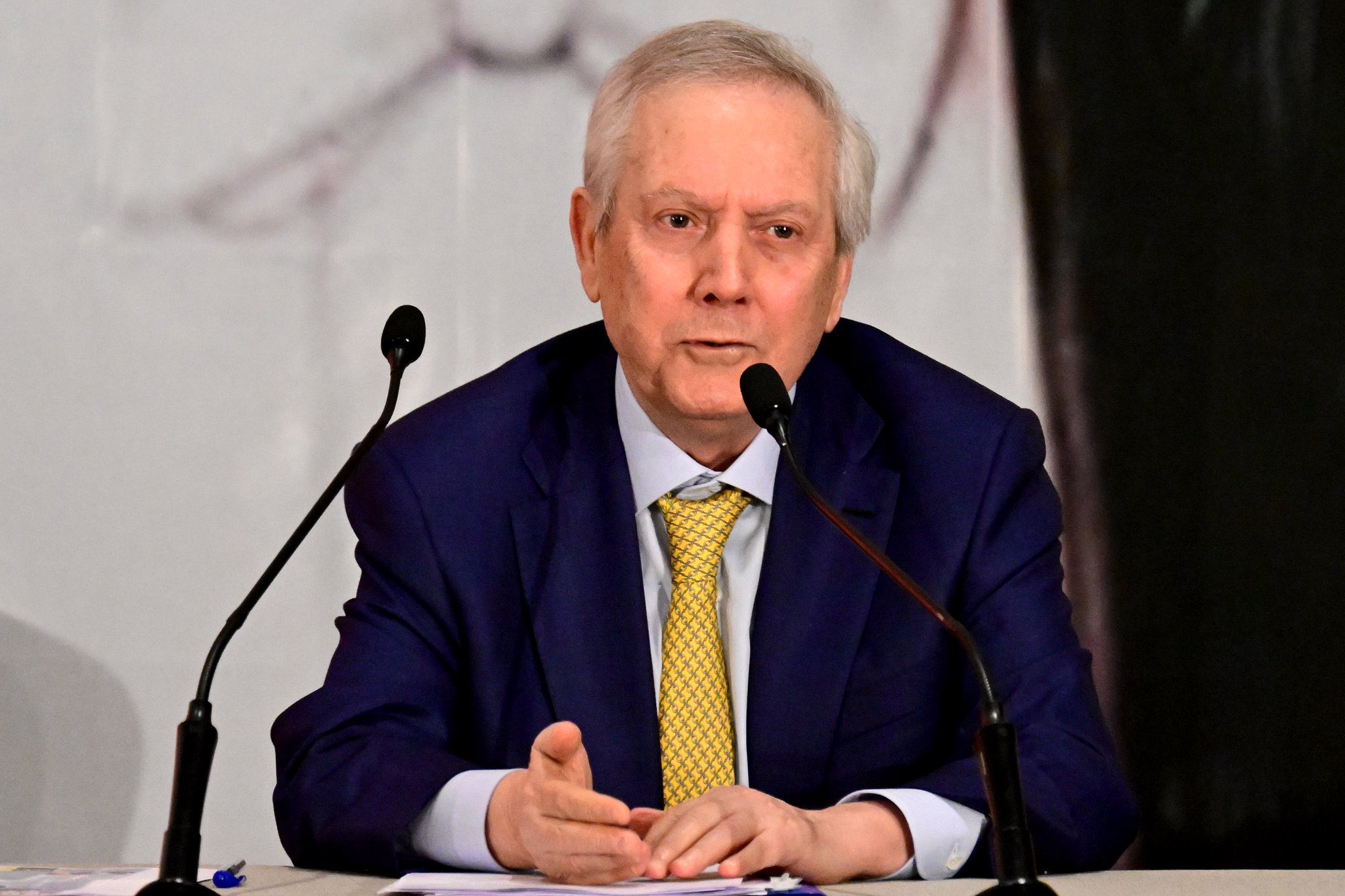 Fenerbahçe'de yeniden başkanlığa aday olan Aziz Yıldırım, "2027'de şampiyon olmaktan başka şansımız yok" dedi