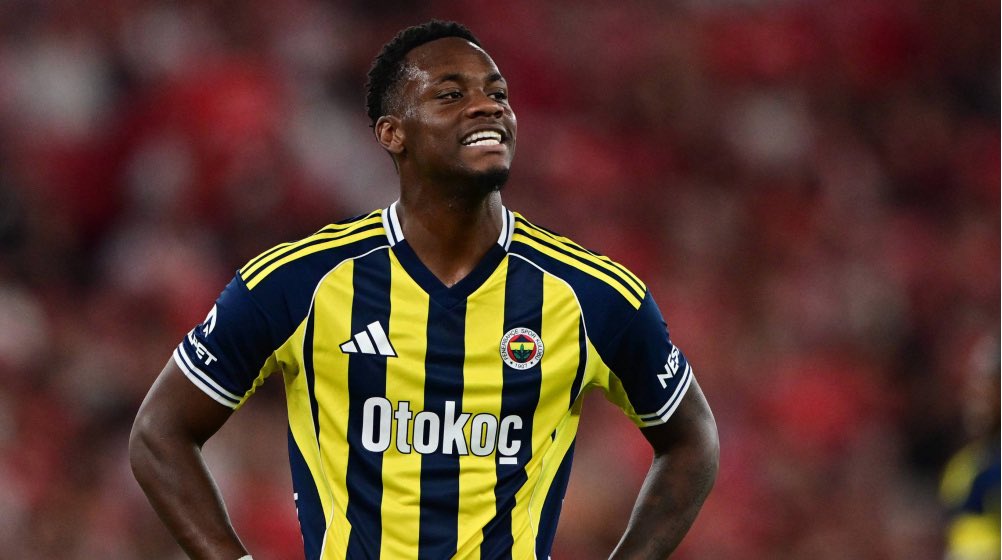 Fenerbahçe'de büyük hayal kırıklığı yaratan Jhon Duran'ın ardından gittiği Rusya'nın Zenit kulübündeki sözleşmesi feshedildi