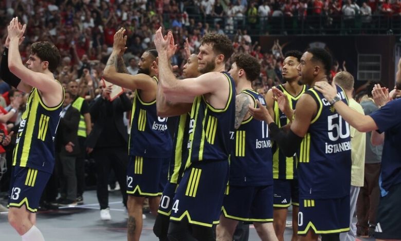 EuroLeague Dörtlü Final ilk maçında Fenerbahçe Beko, Olympiakos’a 79-61 mağlup oldu.