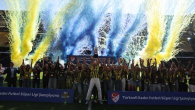 Fenerbahçe’de kadın futbol takımının sezon boyunca beklediği an, Şükrü Saracoğlu Spor Kompleksi’nde yaşandı.