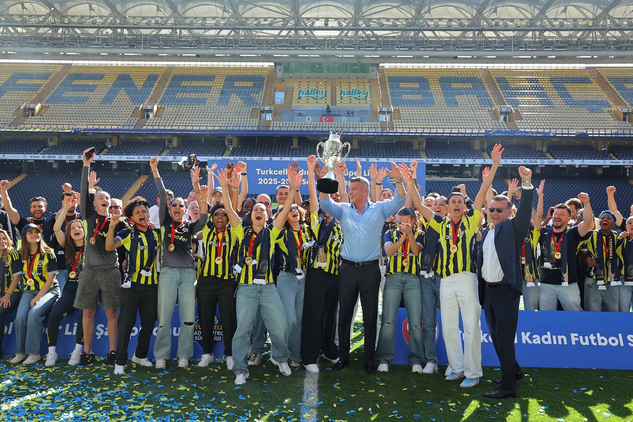 fenerbahce kadin sampiyon