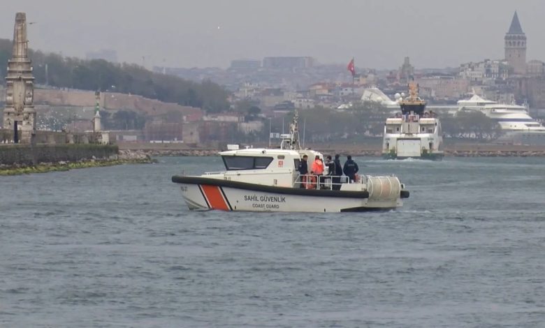 Kadıköy’den Beşiktaş’a gitmek için vapura bindikten sonra kaybolan Azerbaycan uyruklu Makhfura Huseynova’nın cansız bedeni Haydarpaşa açıklarında bulundu.