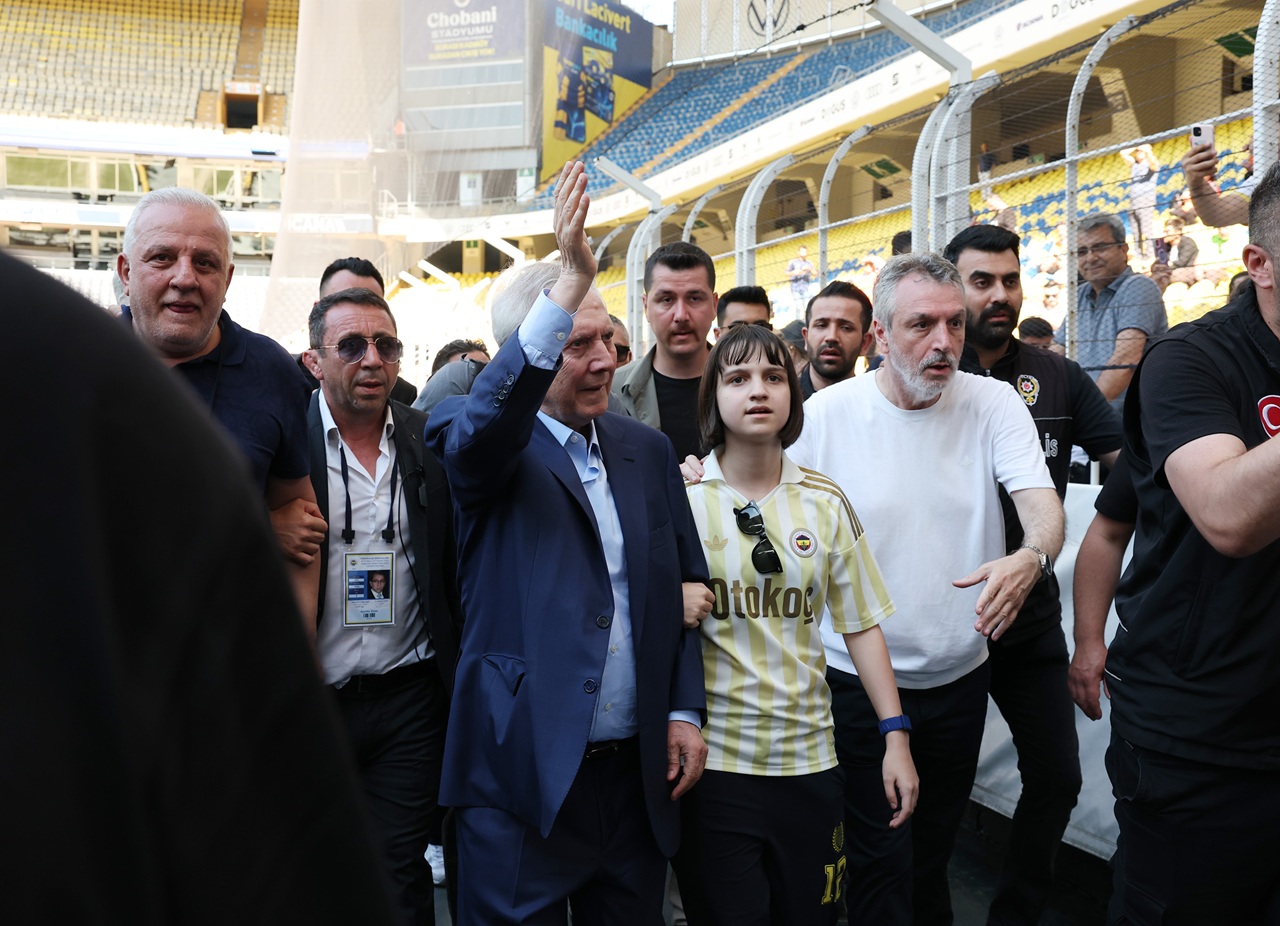 Fenerbahçe’de olağanüstü seçimli genel kurul, Aziz Yıldırım’ın zaferiyle tamamlandı.