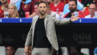 İtalya Serie A ekiplerinden Bologna, teknik direktörlük görevine Domenico Tedesco’nun getirildiğini açıkladı.