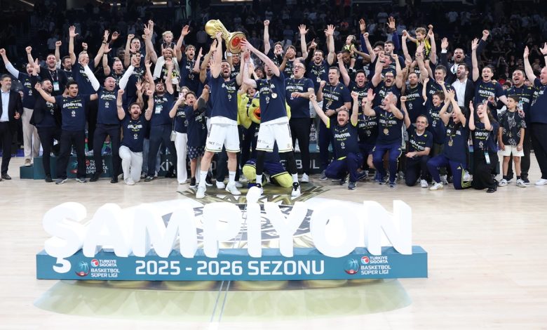Fenerbahçe Beko, Beşiktaş GAİN’i deplasmanda 77-75 mağlup ederek seriyi 3-1 kazandı.