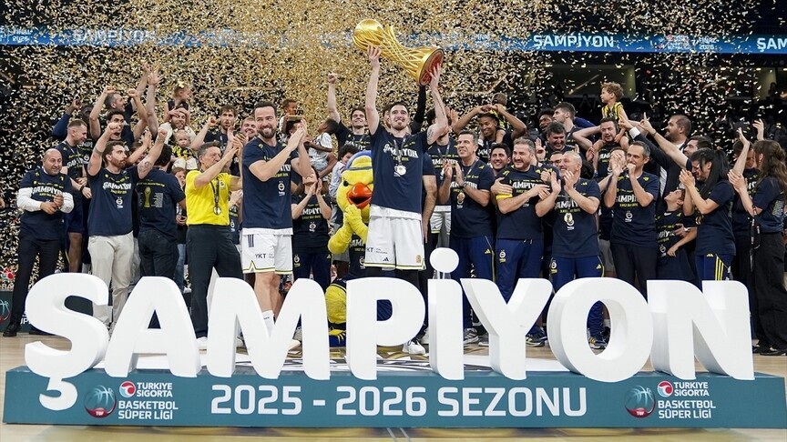 Fenerbahçe Beko’da Türkiye Sigorta Basketbol Süper Ligi şampiyonluğunun ardından kadroda ayrılıklar başladı.
