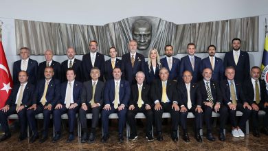 Fenerbahçe Spor Kulübü Yönetim Kurulu, mazbata sonrası ilk resmi toplantısını gerçekleştirdi