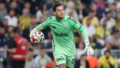 Fenerbahçe’de Brezilyalı kaleci Ederson’un geleceği için yönetimle yapılacak görüşme bekleniyor.