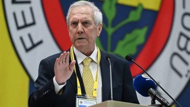 Aziz Yıldırım sanal medya paylaşımları için savcılığa başvurdu 4 Fenerbahçe Başkanı Aziz Yıldırım, kızı Yaz Yıldırım ve kulüp hakkında yapılan paylaşımlar nedeniyle bazı sanal medya kullanıcılarından şikâyetçi oldu.