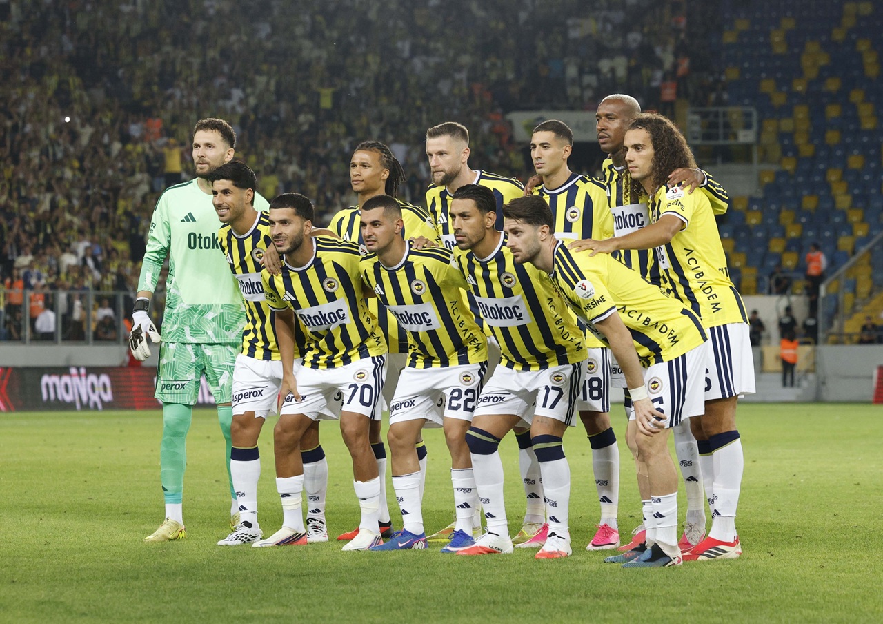 Süper Lig’de yeni sezonun ilk maçına çıkan Fenerbahçe, Ankara deplasmanında beklemediği bir sonuç aldı.