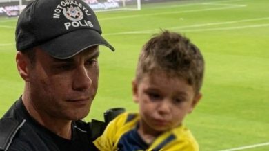 Fenerbahçe’den minik Göktuğ’a anlamlı davet 2 Gençlerbirliği karşılaşmasında Fenerbahçe forması giydiği için tribünde tepkiyle karşılaşan minik Göktuğ Alımcı’ya sarı-lacivertli kulüp sahip çıktı