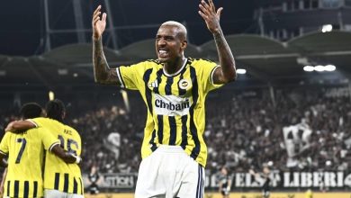 Fenerbahçe Konyaspor karşısında galibiyet arıyor 40 Süper Lig’e Gençlerbirliği yenilgisiyle başlayan Fenerbahçe, ikinci haftada Konyaspor’u ağırlayacak.