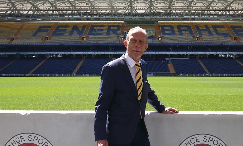 Fenerbahçe, kulüp tarihine damga vuran eski teknik direktörü Christoph Daum’u ölümünün ikinci yılında andı.