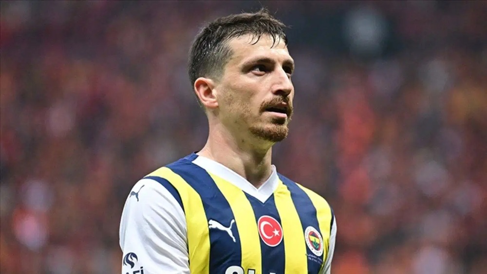 TFF Tahkim Kurulu, Fenerbahçeli futbolcu Mert Hakan Yandaş’a bahis eylemi nedeniyle verilen 12 aylık hak mahrumiyeti cezasını 6 aya düşürdü.