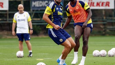 Yeni transfer Romelu Lukaku da sarı-lacivertli takımla ilk kez antrenmana katıldı.