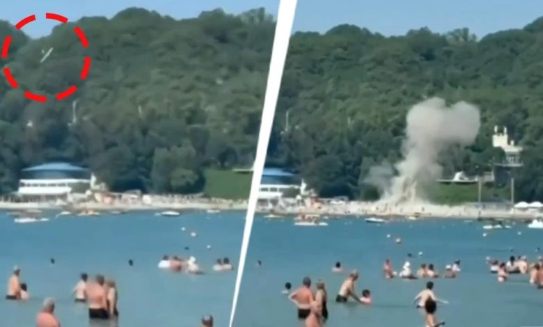 Rusya’nın Karadeniz kıyısındaki Gelencik tatil bölgesinde bir dronun kalabalık plaj alanına düşmesi sonucu 7 kişi yaşamını yitirdi