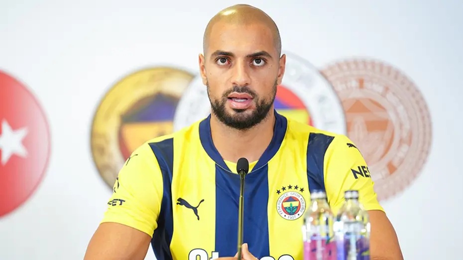 Fenerbahçe’nin Faslı orta saha oyuncusu Sofyan Amrabat, yeni sezon hazırlıkları için İstanbul’a geldi.