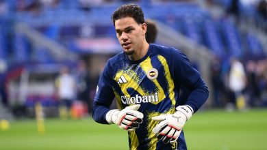 Ederson'dan Fenerbahçe için fedakârlık 2 Ederson, Fenerbahçe'de çalışmalarını sürdürmek için Brezilya Milli Takımı'nın hazırlık maçlarından affını istedi