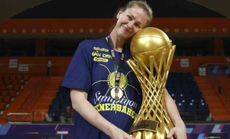Fenerbahçe Tarfin Kadın Basketbol Takımı, Belçikalı yıldız Emma Meesseman ile sözleşme yeniledi.