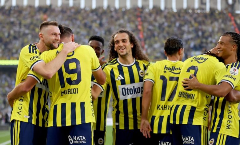 Fenerbahçe, milli maçlar nedeniyle lige verilen arada Azerbaycan temsilcisi Turan Tovuz PFK ile hazırlık karşılaşmasına çıkacak.