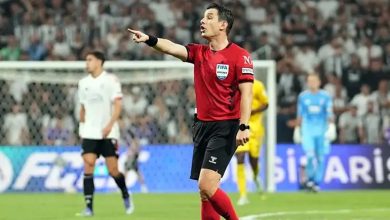 Fenerbahçe-Beşiktaş derbisinin hakemi belli oldu 4 Türkiye Futbol Federasyonu, cumartesi günü Kadıköy’de oynanacak Fenerbahçe-Beşiktaş derbisinde Halil Umut Meler’in görev yapacağını duyurdu.