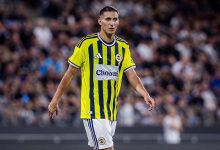 Fenerbahçe, antrenmanda sol dizinden sakatlanan Mert Müldür’ün menisküs yırtığı nedeniyle Avusturya’da operasyon geçirdiğini açıkladı.