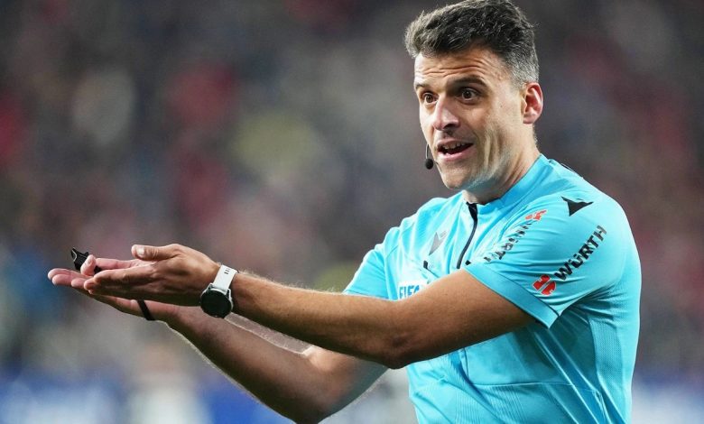 UEFA Şampiyonlar Ligi’nde sezonun ilk haftasında Roma’yı konuk edecek Fenerbahçe’nin maçını İspanyol hakem Jesus Gil Manzano yönetecek.