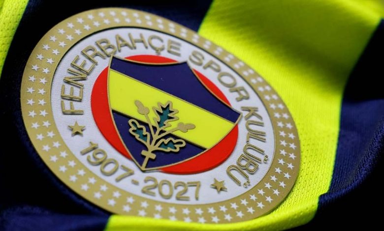FIFA, Fenerbahçe’ye 25 Eylül 2026 başlangıç tarihli 3 transfer dönemini kapsayan oyuncu tescil yasağı verdi.