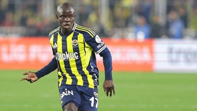 İsmail Kartal’dan Roma maçı öncesi Kante kararı! 2 Guendouzi’nin cezalı olması nedeniyle İsmail Yüksek’in ilk 11’e girmesi beklenirken, orta sahadaki diğer isim N’Golo Kante olacak.